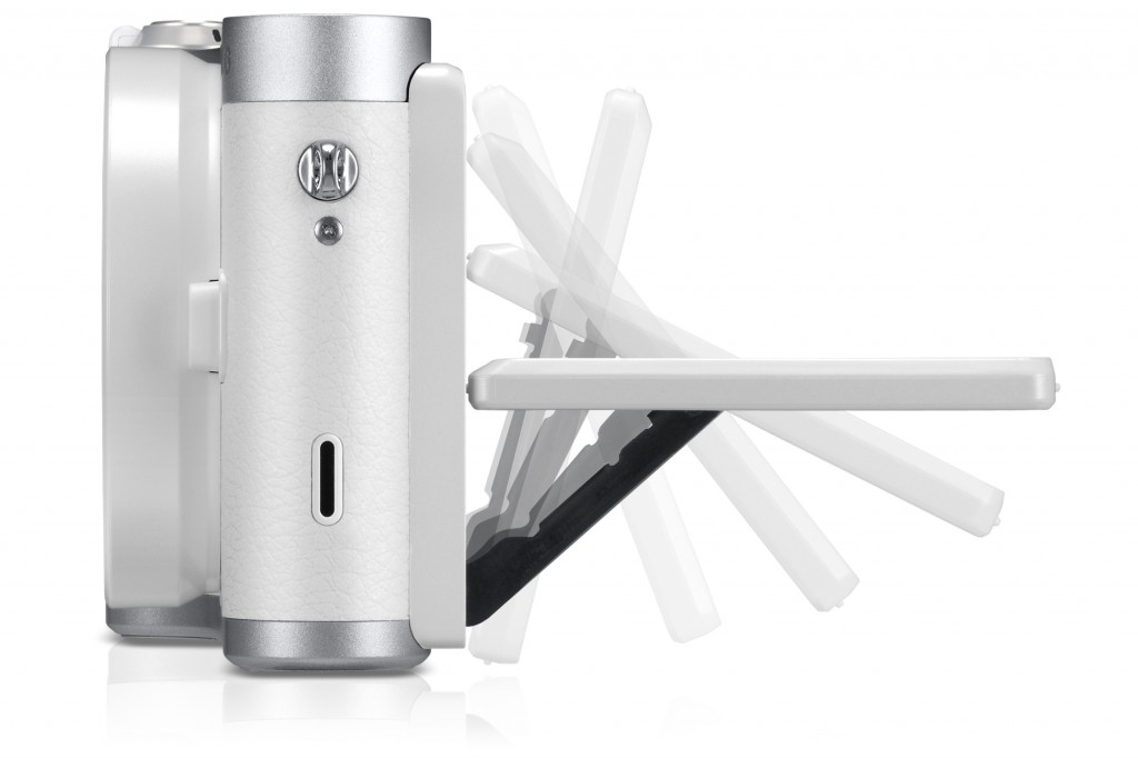 uk_EV-NX300ZBATGB_560_Dynamic18_white