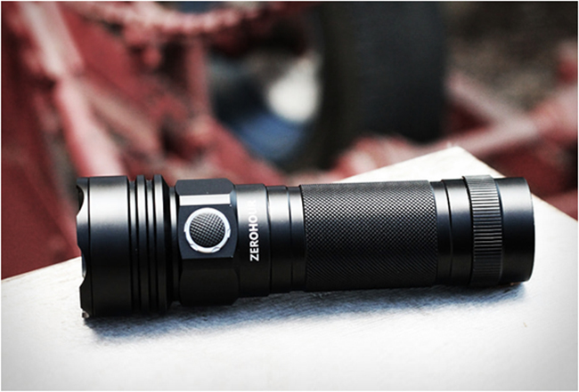 zerohour-flashlight-2